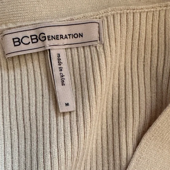 BCBGMaxAzria Beige V-Neck Sweater bodysuit - Picture 5 of 6